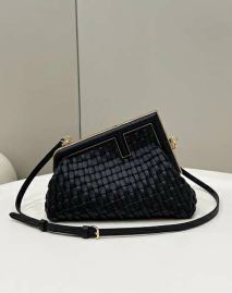 Picture of Fendi Lady Handbags _SKUfw152929987fw